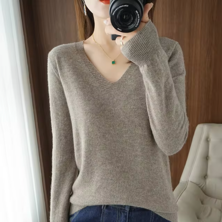 Tudela Luxurious V-Neck Sweater
