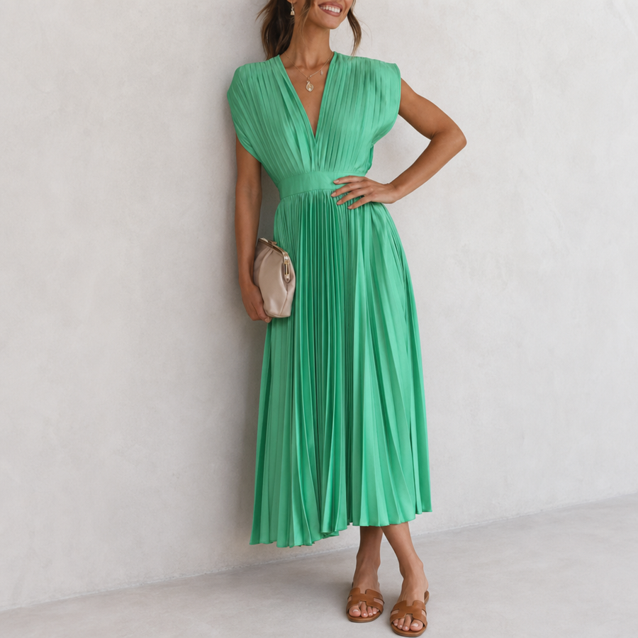 Calpe Pleated V-Neck Midi Dress in Green