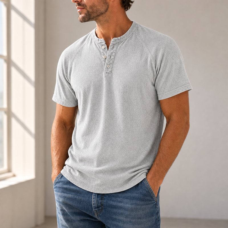 Sitges Washed Henley T-Shirt in Light Gray