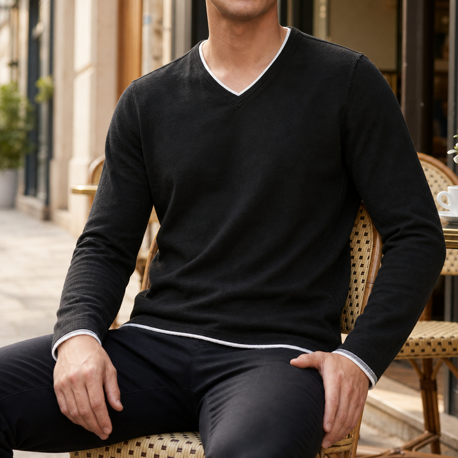 Syros Contrast Trim V-Neck Tee in Black